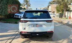 جیپ گراند شیرۆکی